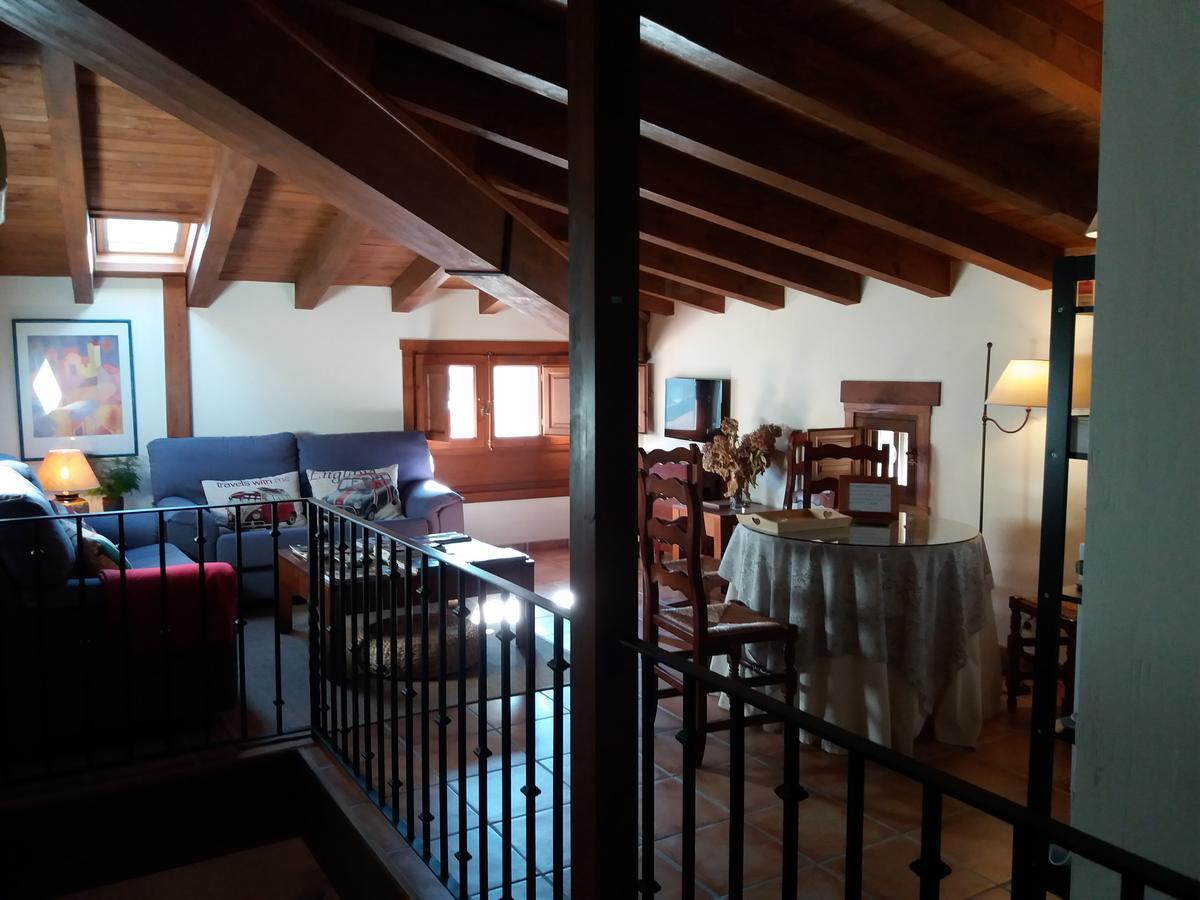 Hostal Rural Luna Y Hostal Rural Lunaposada Candeleda Exteriör bild